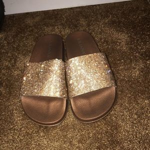 Fashion Nova Slides